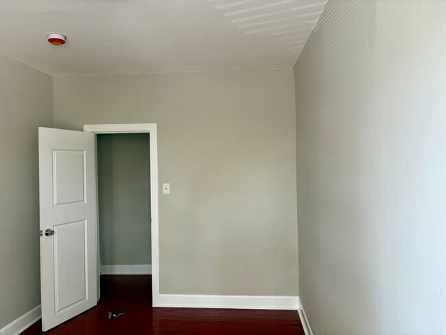 Photo - 5900 Haverford Ave Unit B