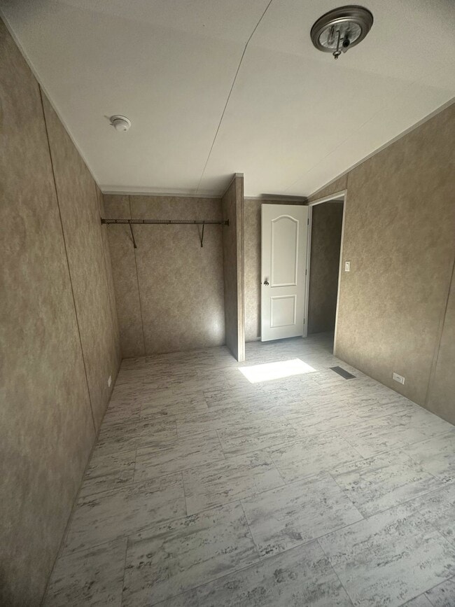 Photo - Flamingo Flats