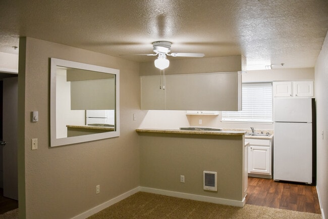 Building Photo - Foster Commons Rental