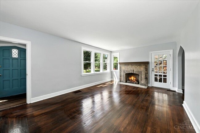 Sala de estar - 1810 Berkley Ave Unidad 1st Floor