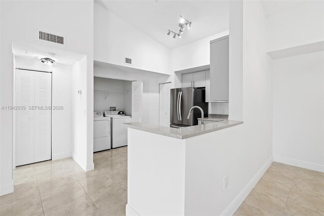 Photo - 6992 SW 39th St Unit I302