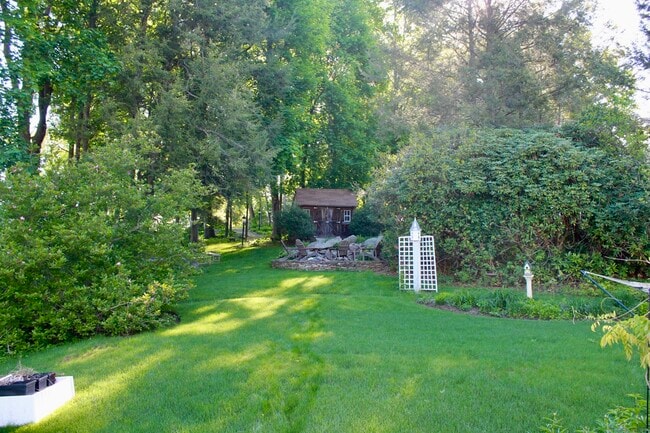 Photo - 55 Knollcrest Rd