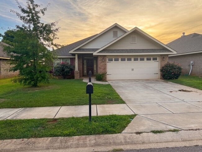 Building Photo - 110 Tybee Dr