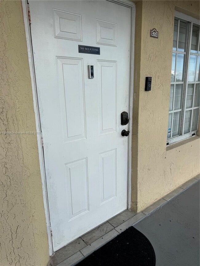 Photo - 6940 NW 179th St Unit 405-7