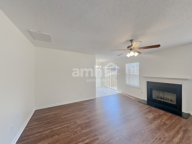 Photo - 3510 Marshlane Way