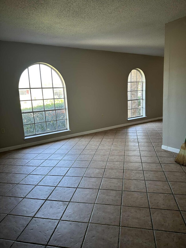 Photo - 2944 Dove Ave