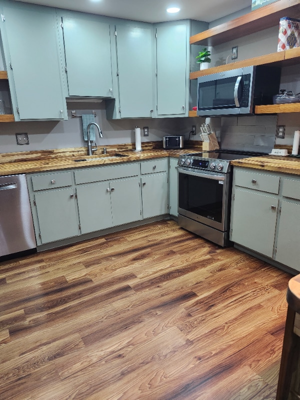 Photo - 762 Flinn Dr