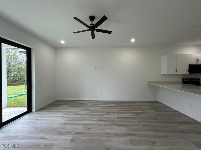 Photo - 451 Bell Blvd