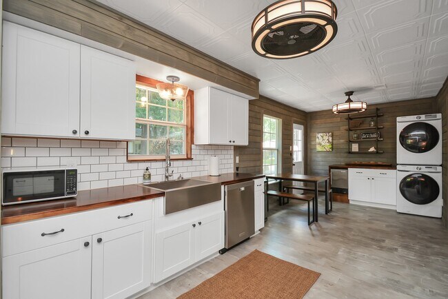 22936 Mossy Oaks Rd