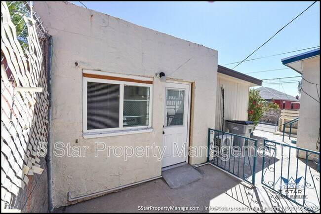 Photo - 1212 N Laurel St Unit B