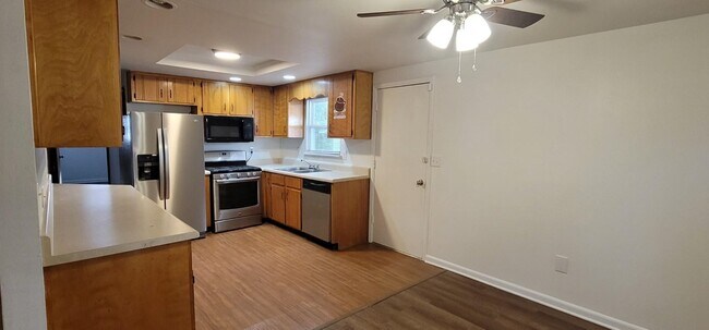 Photo - 1210 Carson Dr