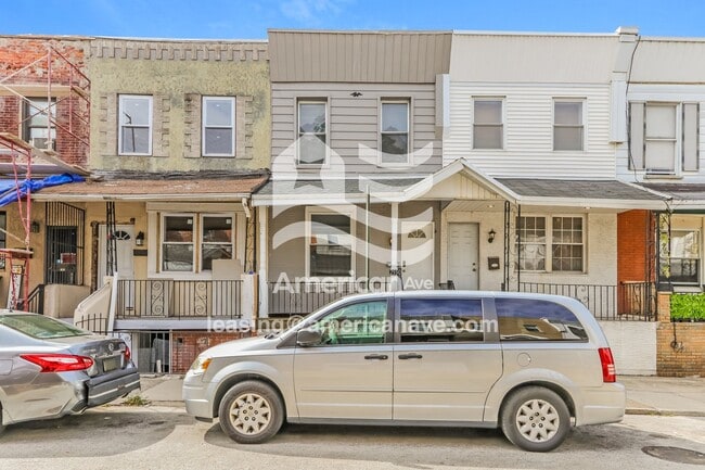 Building Photo - 2550 S Beulah St