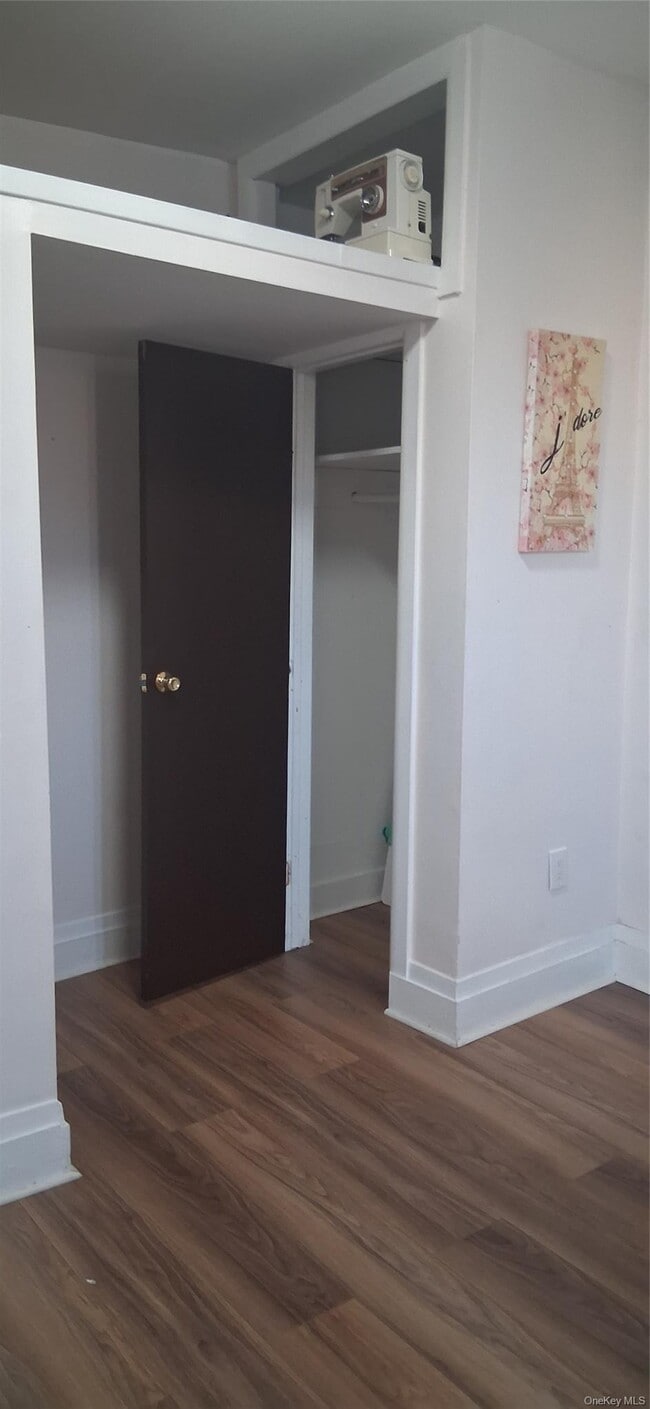 Photo - 114-50 Sutphin Blvd