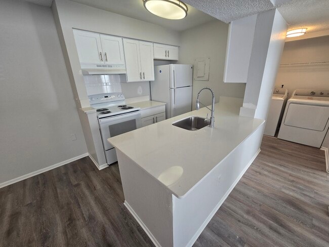 West Winds Apartments