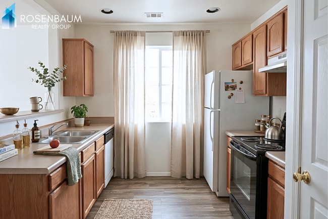 Photo - Charming 2-bedrooms, 1.5-baths two story duplex home in Prescott Valley!