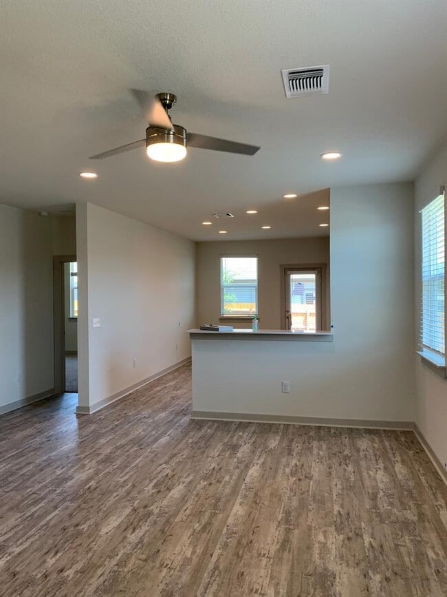 Photo - 2310 Clemence Ln
