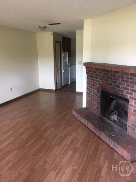 Photo - 317 Epps Bridge Rd