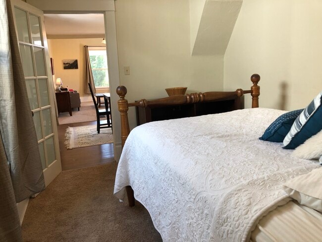 Photo - 124 S 5th St