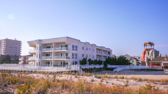 Building Photo - 9220 Atlantic Ave Unit 203 Rental