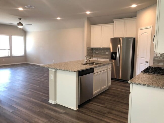 Photo - Fabulous home in a beautiful GATED MASTER PLANNED COMMUNITY