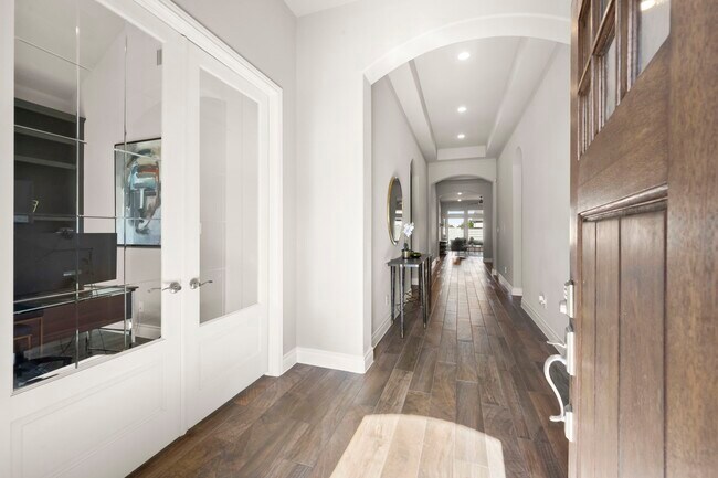 Photo - 4326 Bluewood Ct