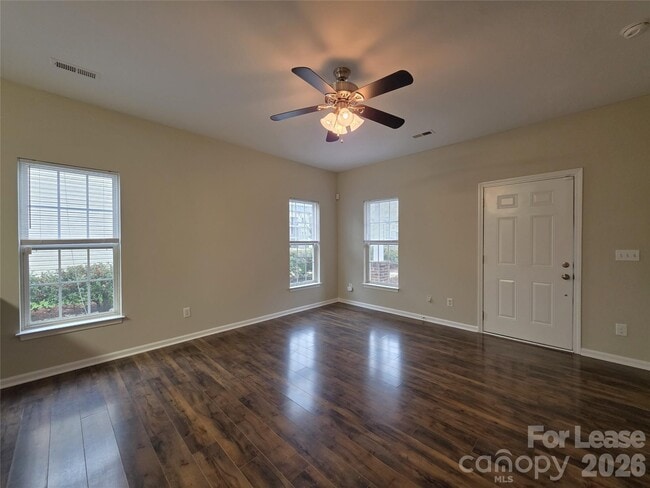 Photo - 2023 Heywood Ave