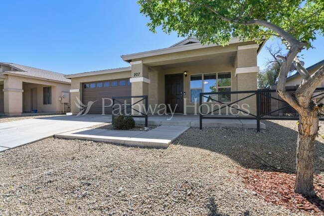 Photo - 207 W Latona Rd