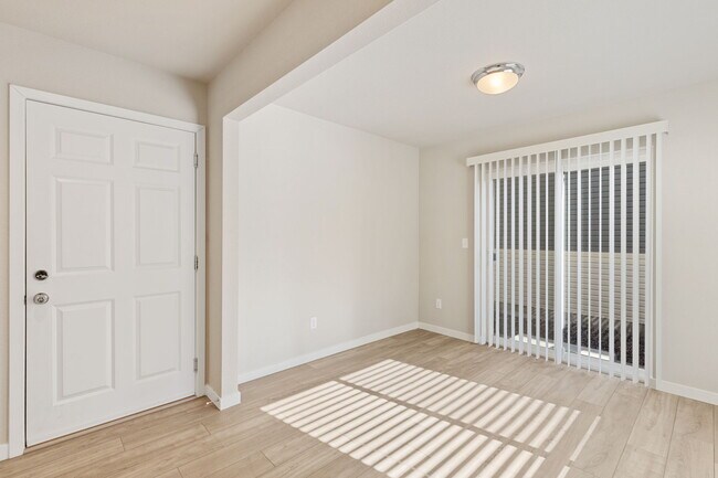 Photo - 5748 Thurless Ln