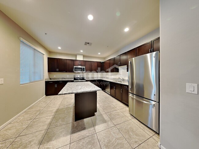 Photo - 20713 W Point Ridge Rd