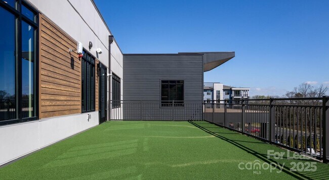 Photo - 305 Prine Pl Unit B6