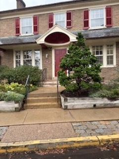 Building Photo - 21 S Clinton St Unit First Floor Rental