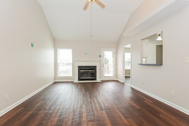Photo - 129 Cimmaron Dr