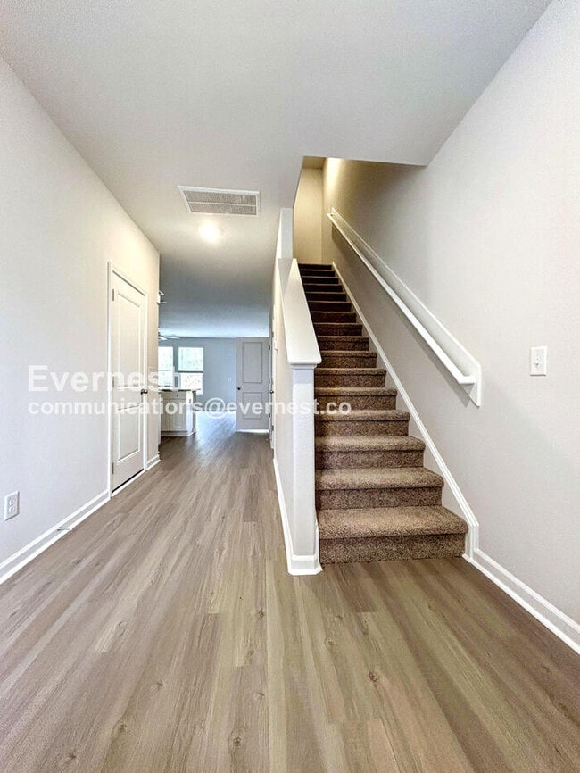 Photo - 2104 Willow Gln Dr