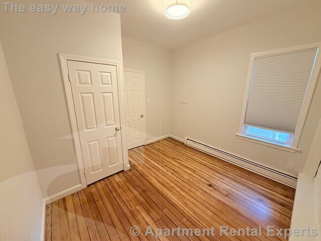 Photo - 170 Putnam Ave Unit 2