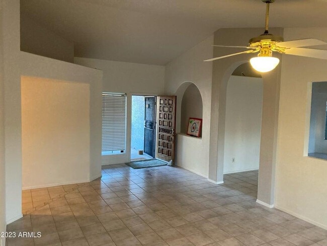 Photo - 4641 W Whitten St