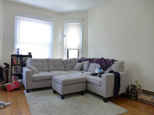 Photo - 145 Sutherland Rd