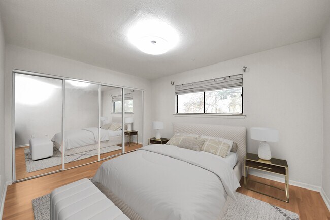 Photo - 2425 Holly Hall St Unidad C54