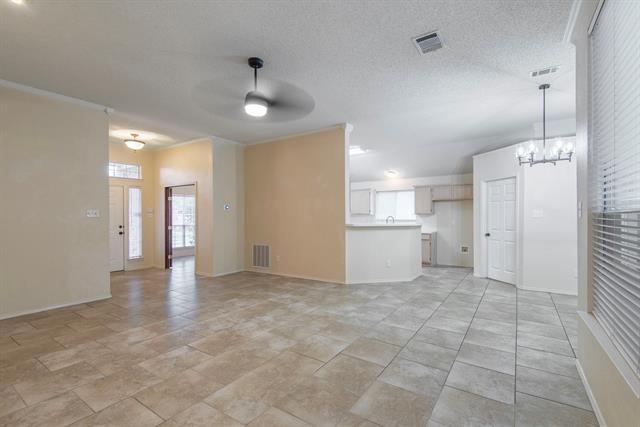 Photo - 10217 Max Ln