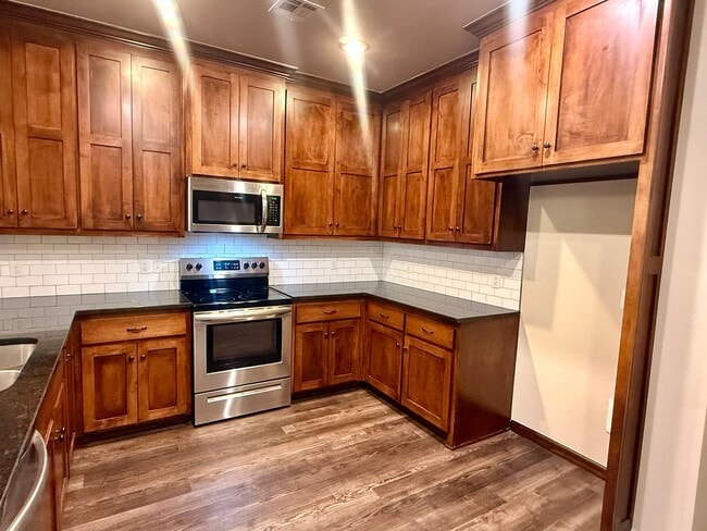 Photo - Beautiful 2 Bed 2 Bath! $500 Off First Ful...