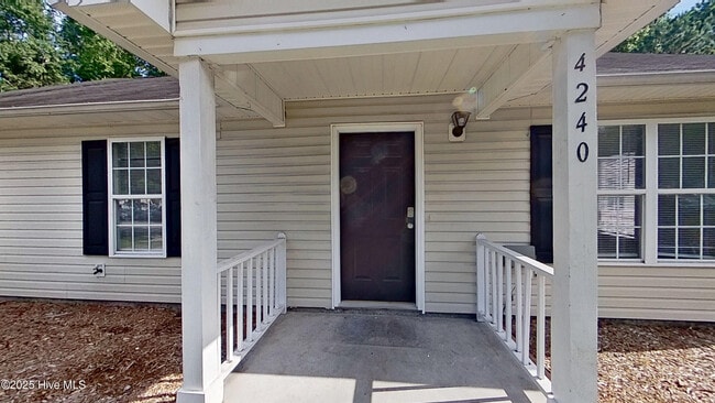 Building Photo - 4240 Sunglow Dr Rental