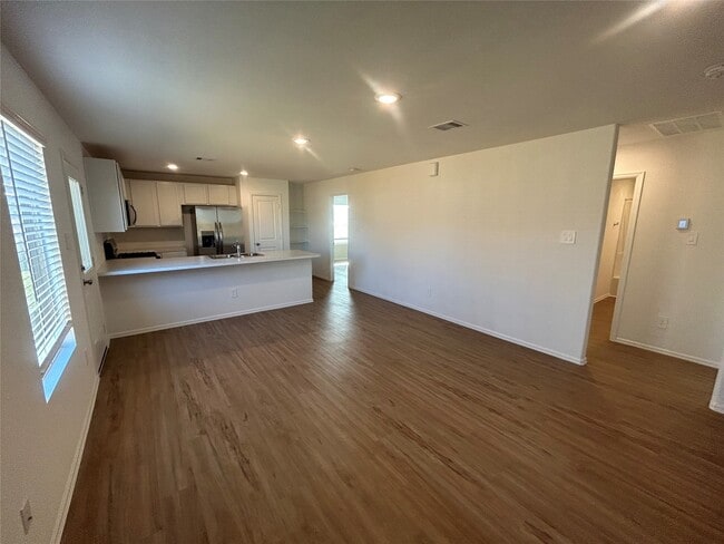 Building Photo - 144 Pine Bend Ct Rental