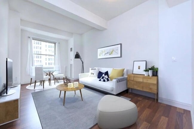 Building Photo - 88 Greenwich St Rental