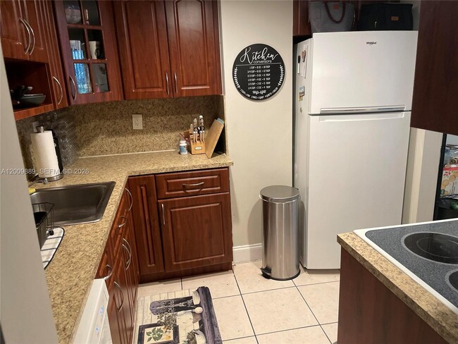 Photo - 2935 NE 163rd St Unit 3R
