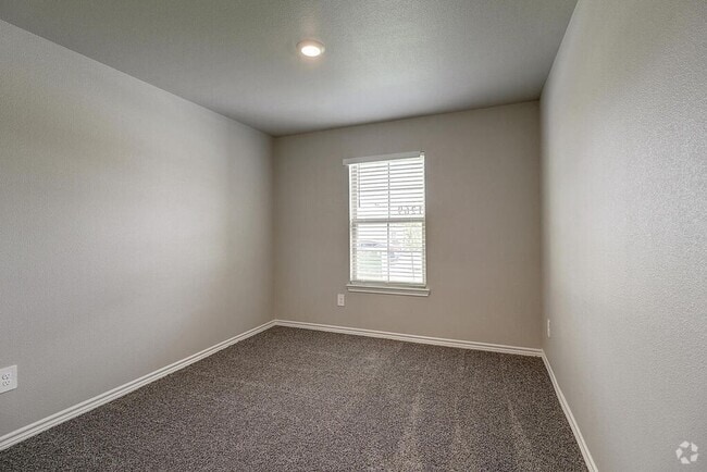 Building Photo - 1269 Carnaby St Rental