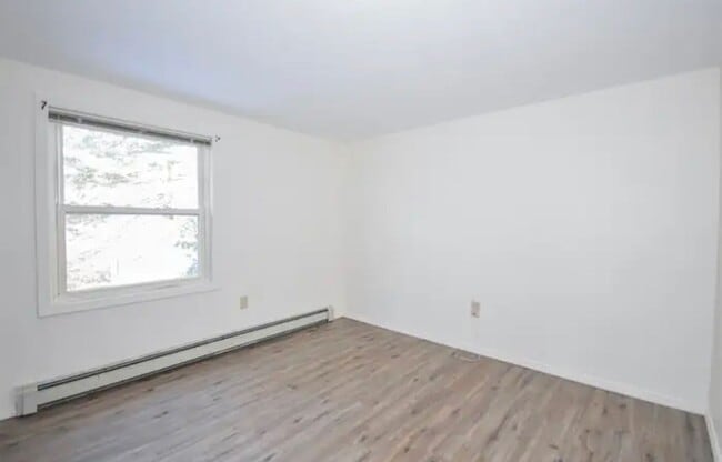 Photo - Single Family home w/ Large Backyard, Deck and Plenty of Space on Dover Point