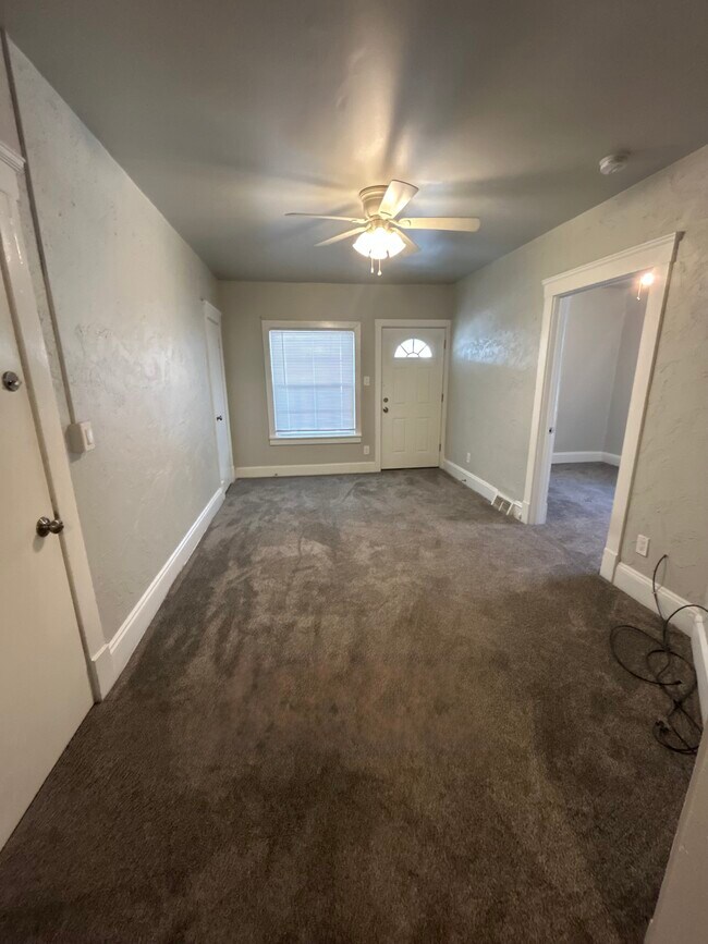 647 Eddy Rd