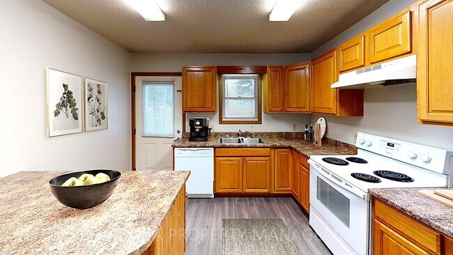 Photo - 3506 S Sertoma Ave