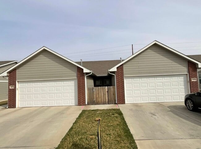 Building Photo - 5480 Colburn Ct E Rental