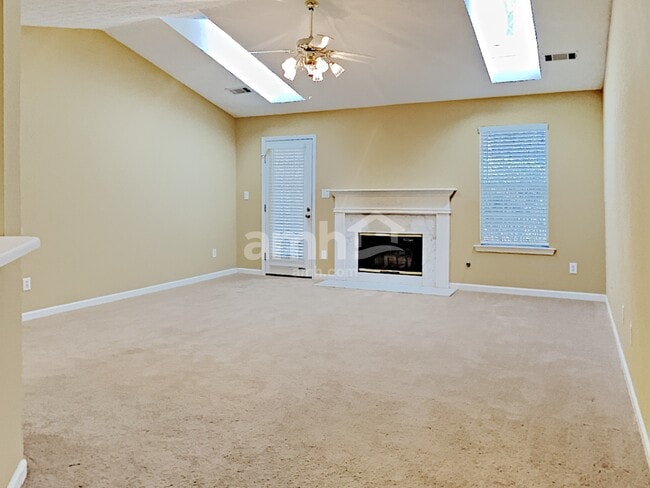 Photo - 4731 Gold Mine Dr