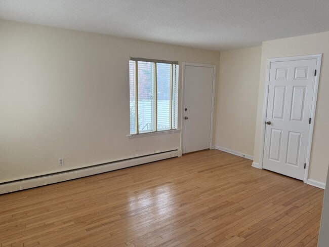 Living Room - 127 New Britain Ave